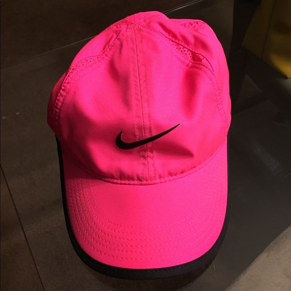 pink nike baseball cap